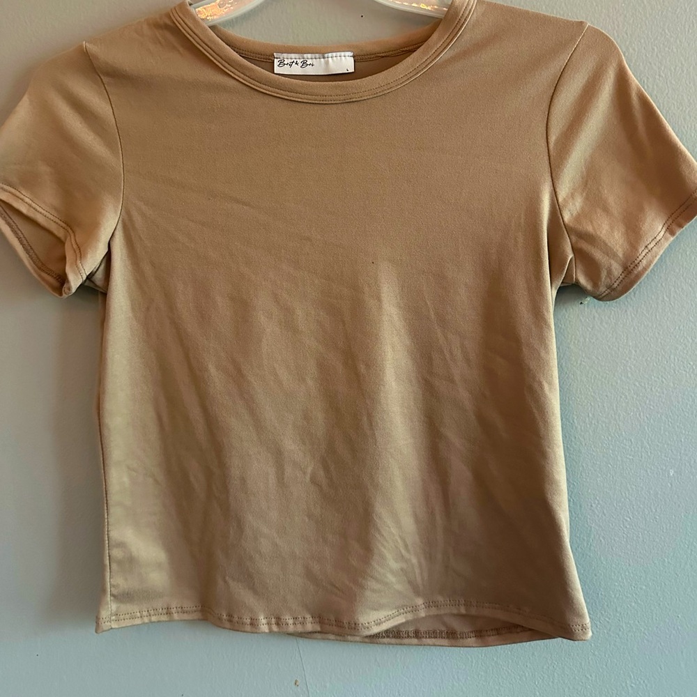 Tan cropped shirt